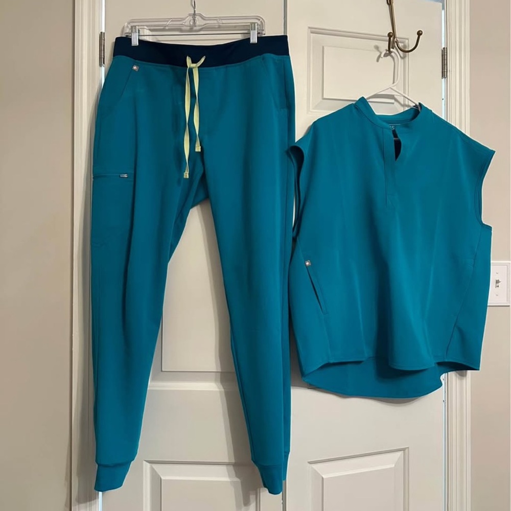 Figs scrub set TEAL